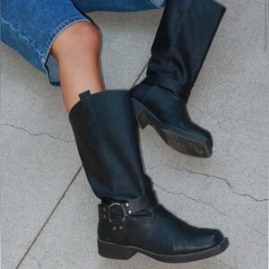 Black Leather Women's Boots